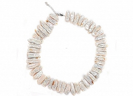 Necklace - freshwater pearls, salmon, 15-20mm