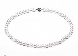 Necklace - freshwater pearls, white, round, 8-8,5mm, golden clasp